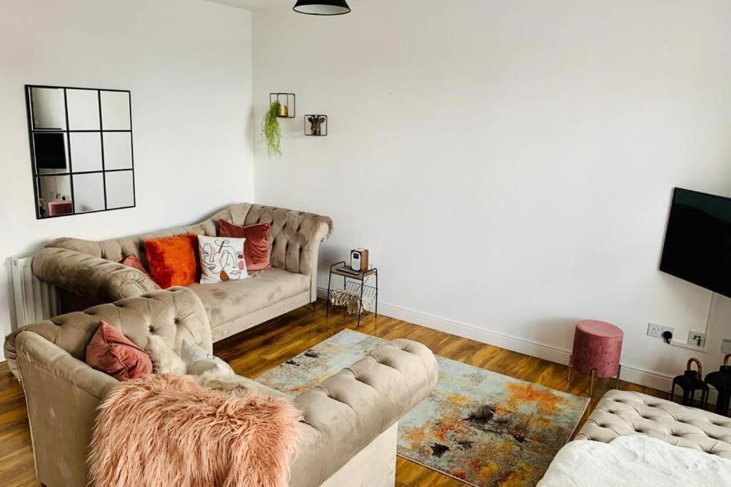 Luxury, Centrally Located 2 Bed Modern Apartment Great Yarmouth Bagian luar foto